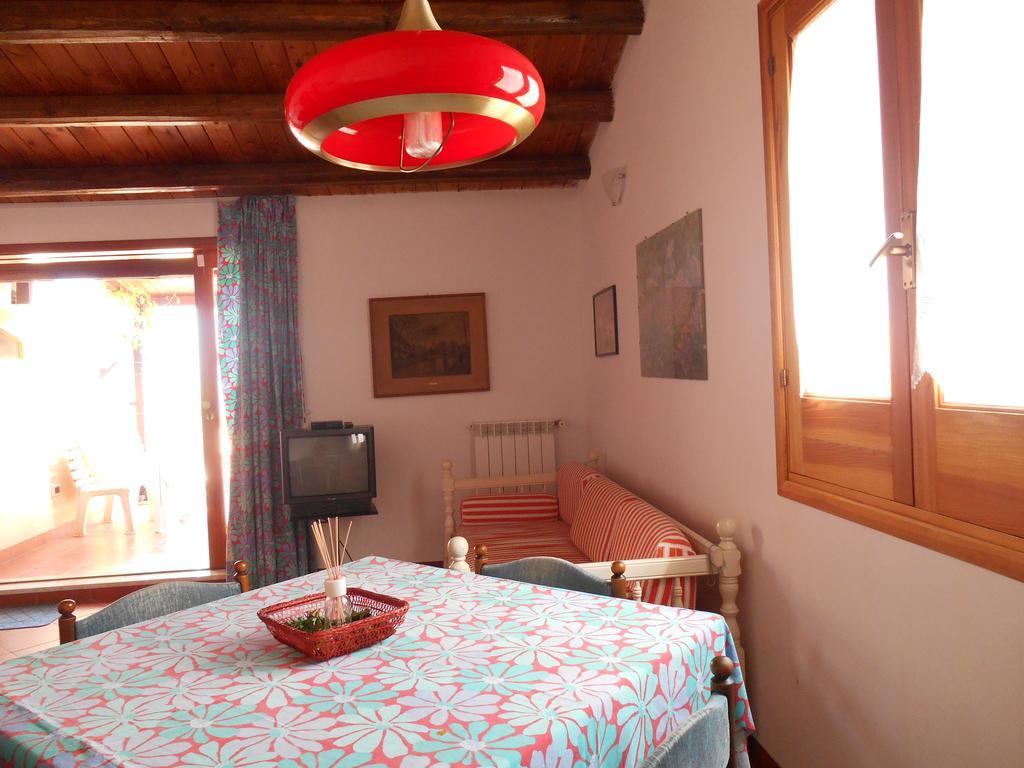 Casa Vacanze La Terrazza Sul Golfo Кастеламаре дел Голфо Екстериор снимка